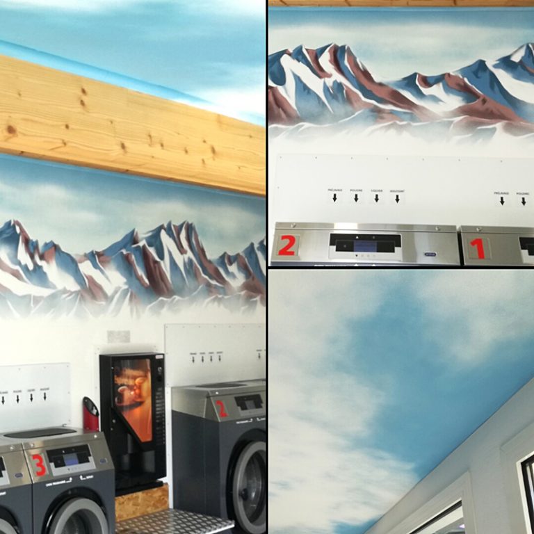Peinture murale, ciel et montagne pour la laverie de Castelsarrasin