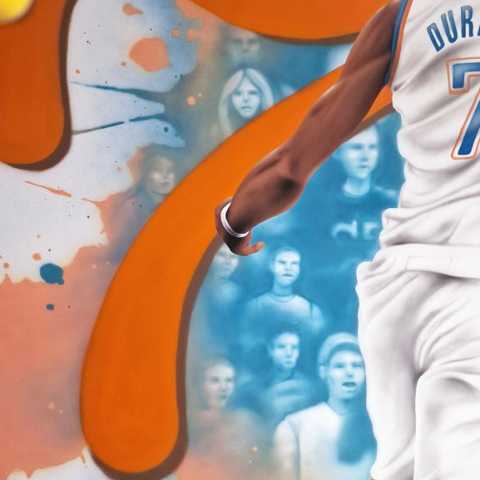 Fresque en l'honneur des 75 ans de la NBA avec le basketeur Kevin Durant