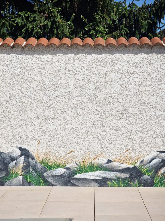 Rochers et grandes herbes